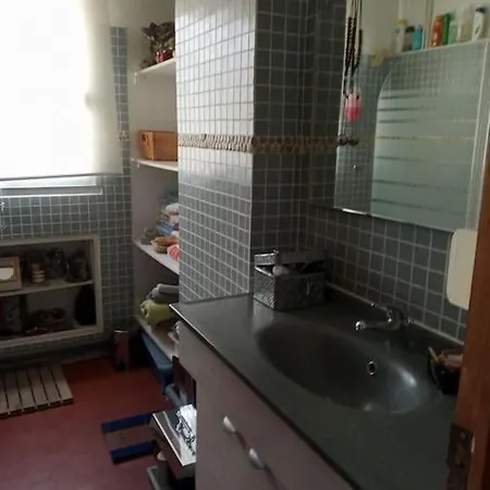 Plage Des Catalans Apartment *